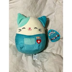 ❄️ 2/$25 Squishmallows 8” Hero Squad • Cassie